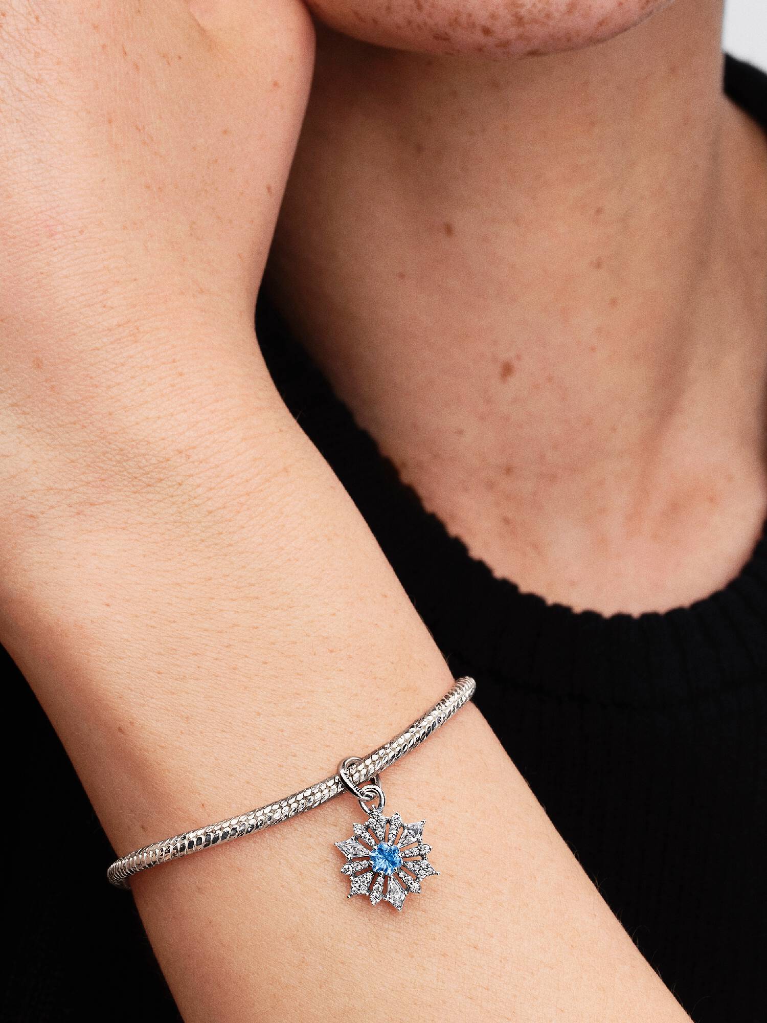 Disney Eiskönigin Elsa Schneeflocke Charm-Anhänger