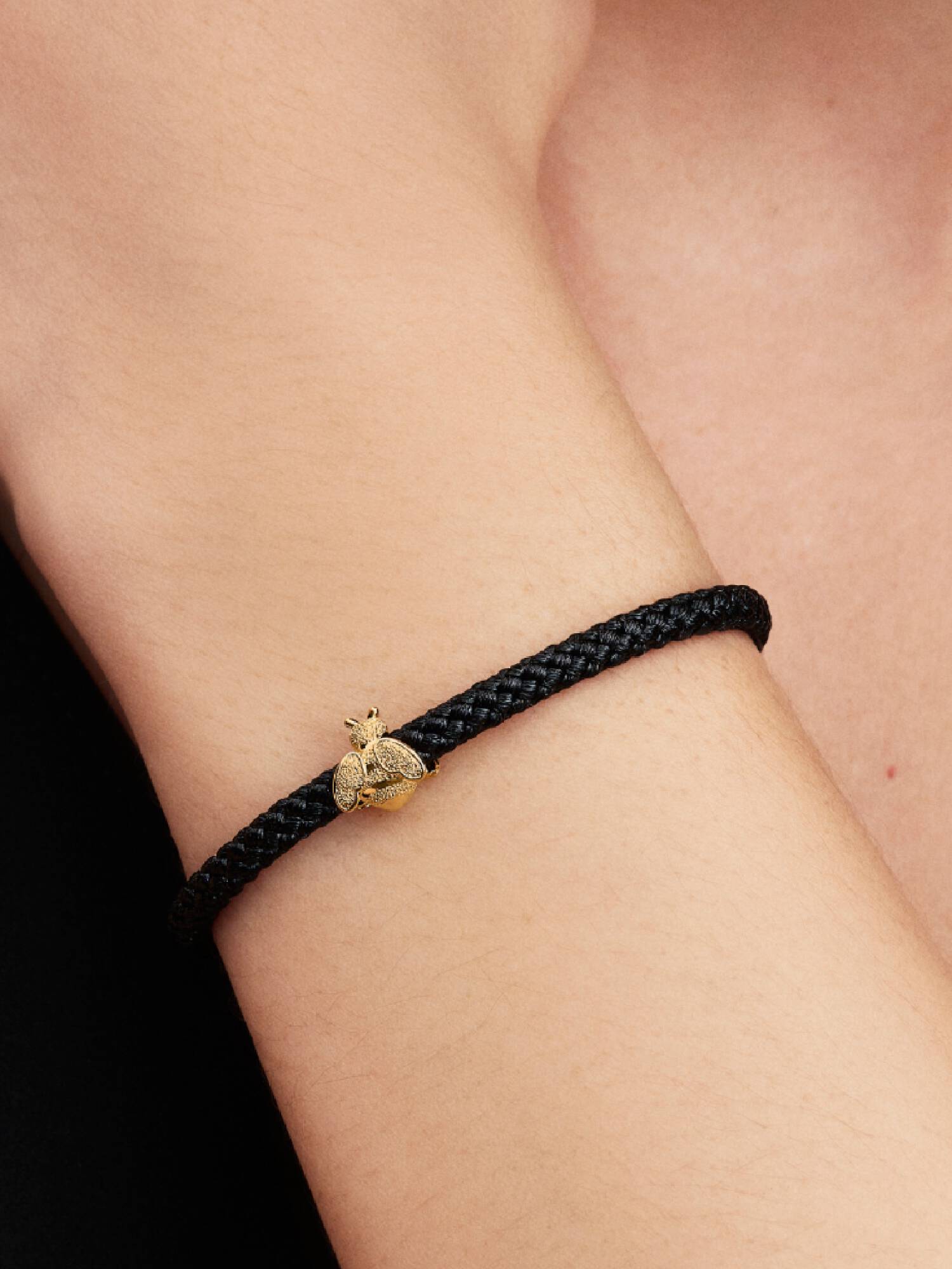 Strukturierte Biene Mini-Charm