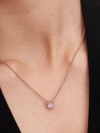 Rosafarbenes Herz Collier