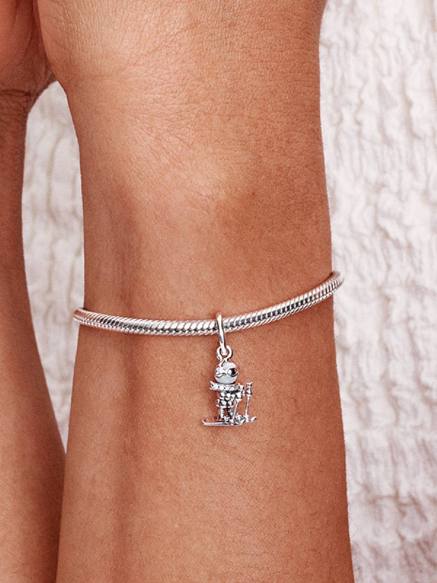Skifahrer Charm-Anhänger