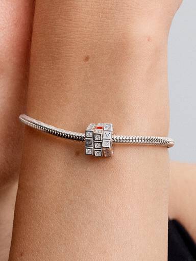 Beweglicher Spielzeugwürfel Charm