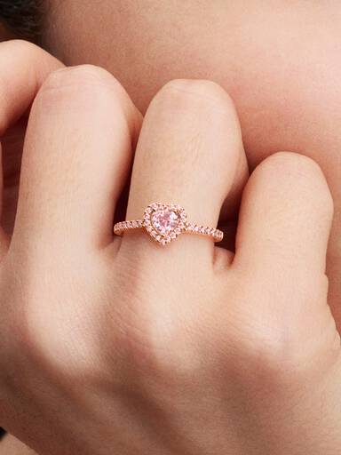 Funkelndes Erhabenes Herz Ring