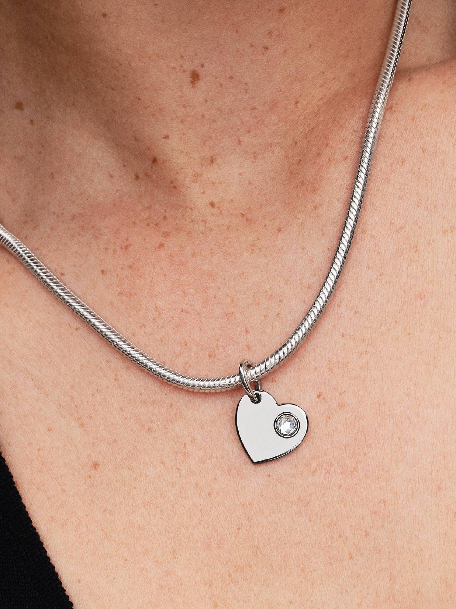 April Gravierbares Herz Klarer Stein Charm-Anhänger