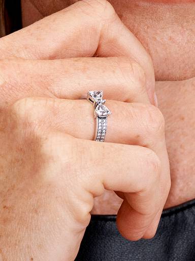 Funkelnde Schleife Doppelreihiger Ring