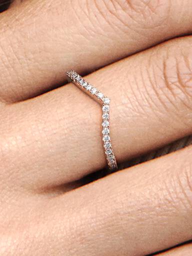 Funkelnder Wishbone Ring