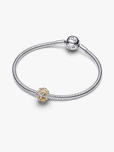 Offen gearbeitetes Sternbild Charm