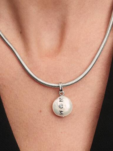 Behandelte Barocke Süßwasserzuchtperle Mum Charm-Anhänger