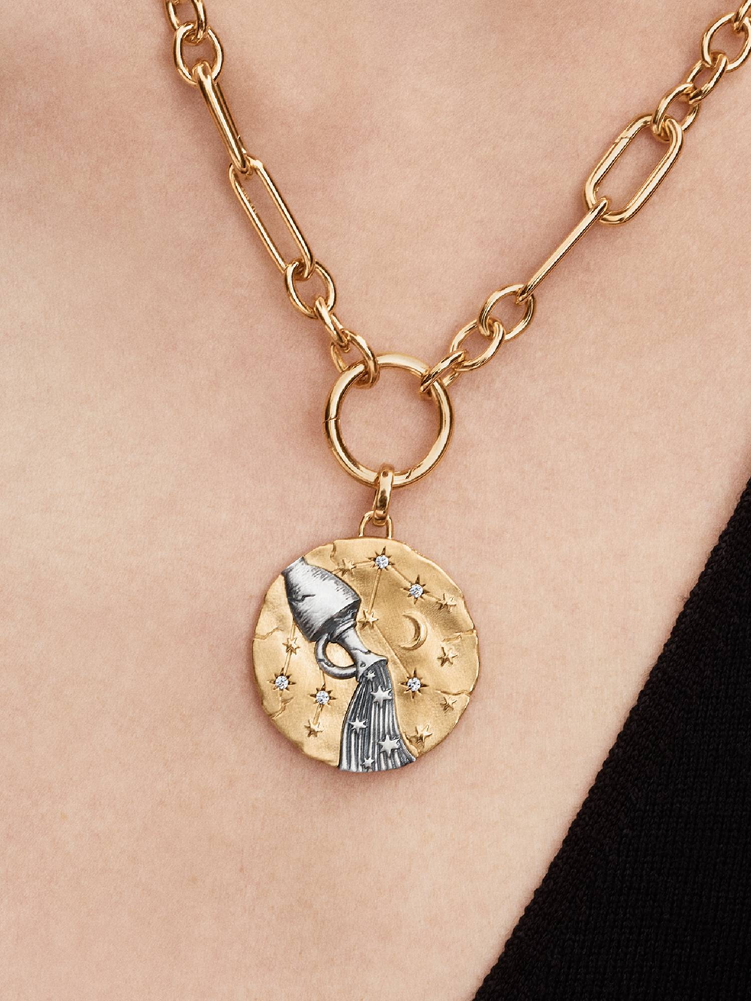 Sternzeichen Wassermann Großes Medaillon-Charm