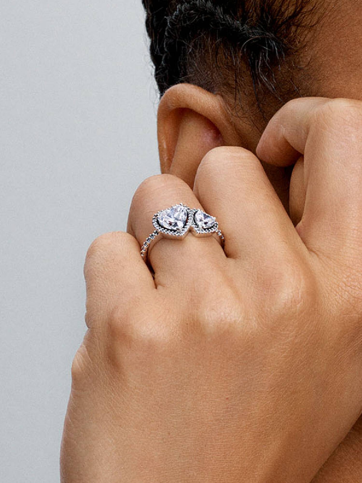 Funkelnder Strahlenkranz Herz Ring