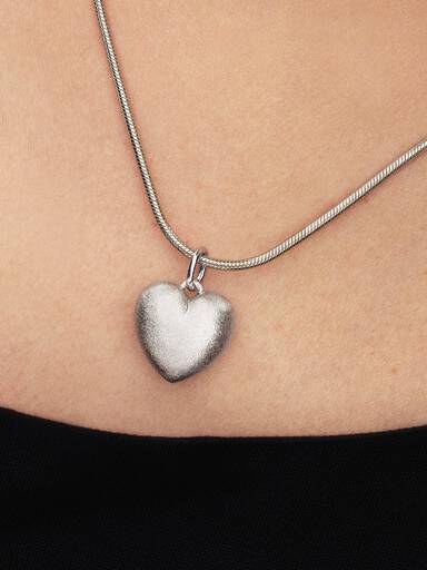 Mattes Rundliches Herz Charm-Anhänger