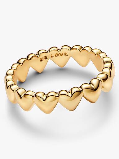 Reihe von Herzen Ring