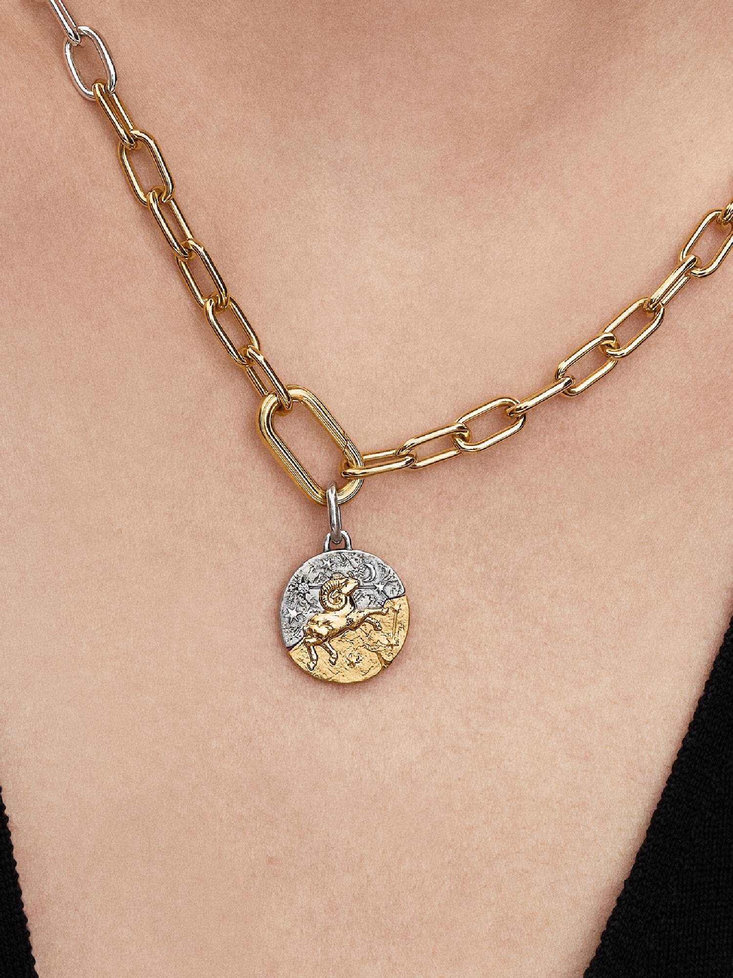 Sternzeichen Widder Medaillon-Charm
