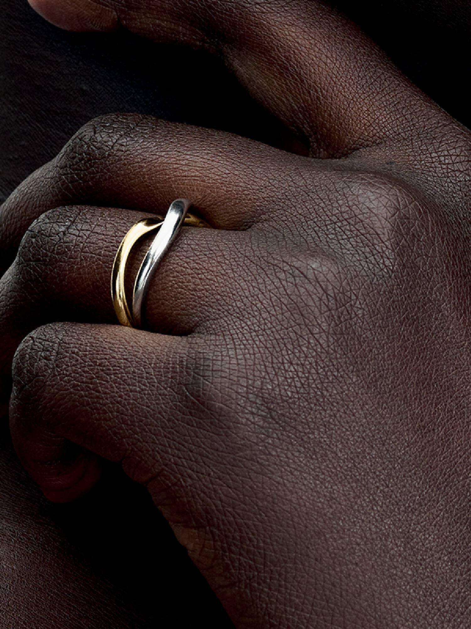 Bicolor Verschlungene Bänder Ring