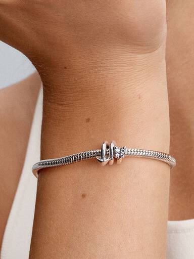 Drehender Pfeil Charm
