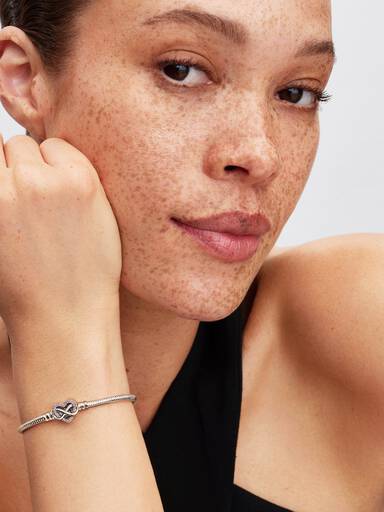 Funklender Rosafarbener Unendlichkeits-Herzverschluss Schlangen-Gliederarmband
