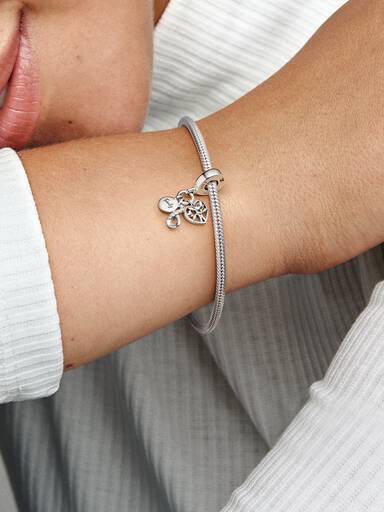 Family Infinity Triple Charm-Anhänger