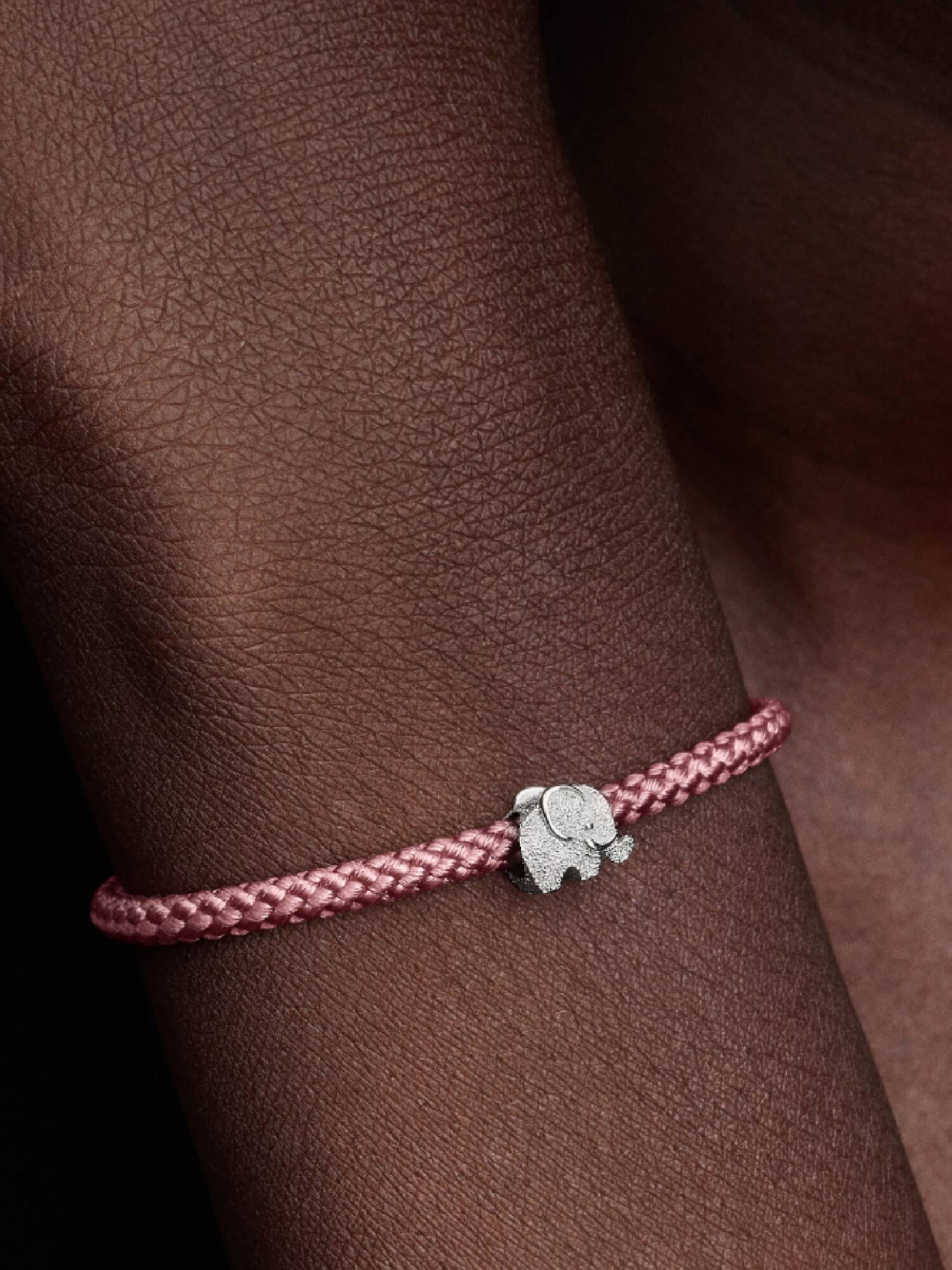Strukturierter Elefant Mini-Charm