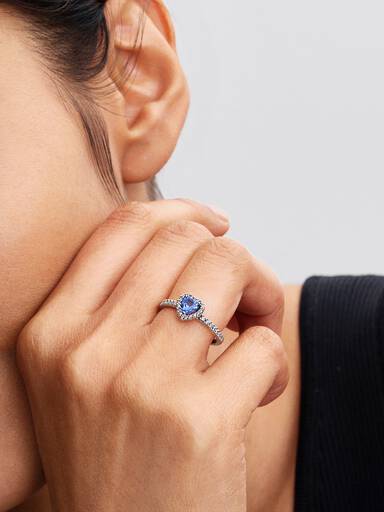 Funkelndes Erhabenes Herz Ring