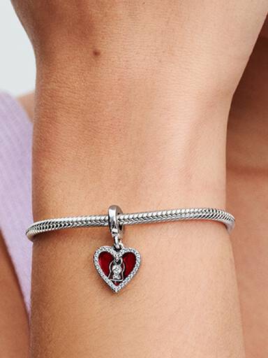Rotes Herz & Schlüsselloch Doppelter Charm-Anhänger