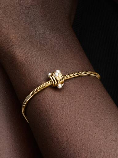Abstrakter Wellen Charm