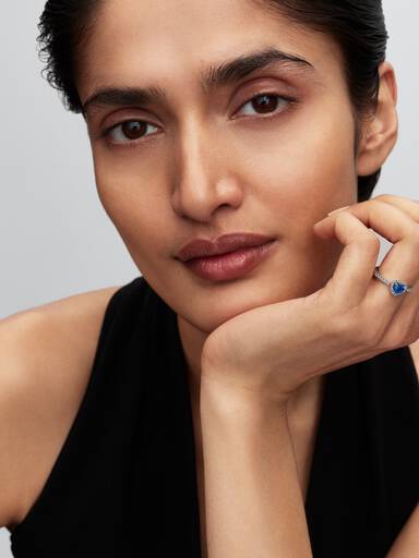 Erhabenes Prinzessinnenblaues Herz Ring