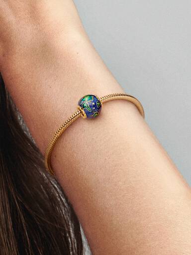 Planet Erde Charm