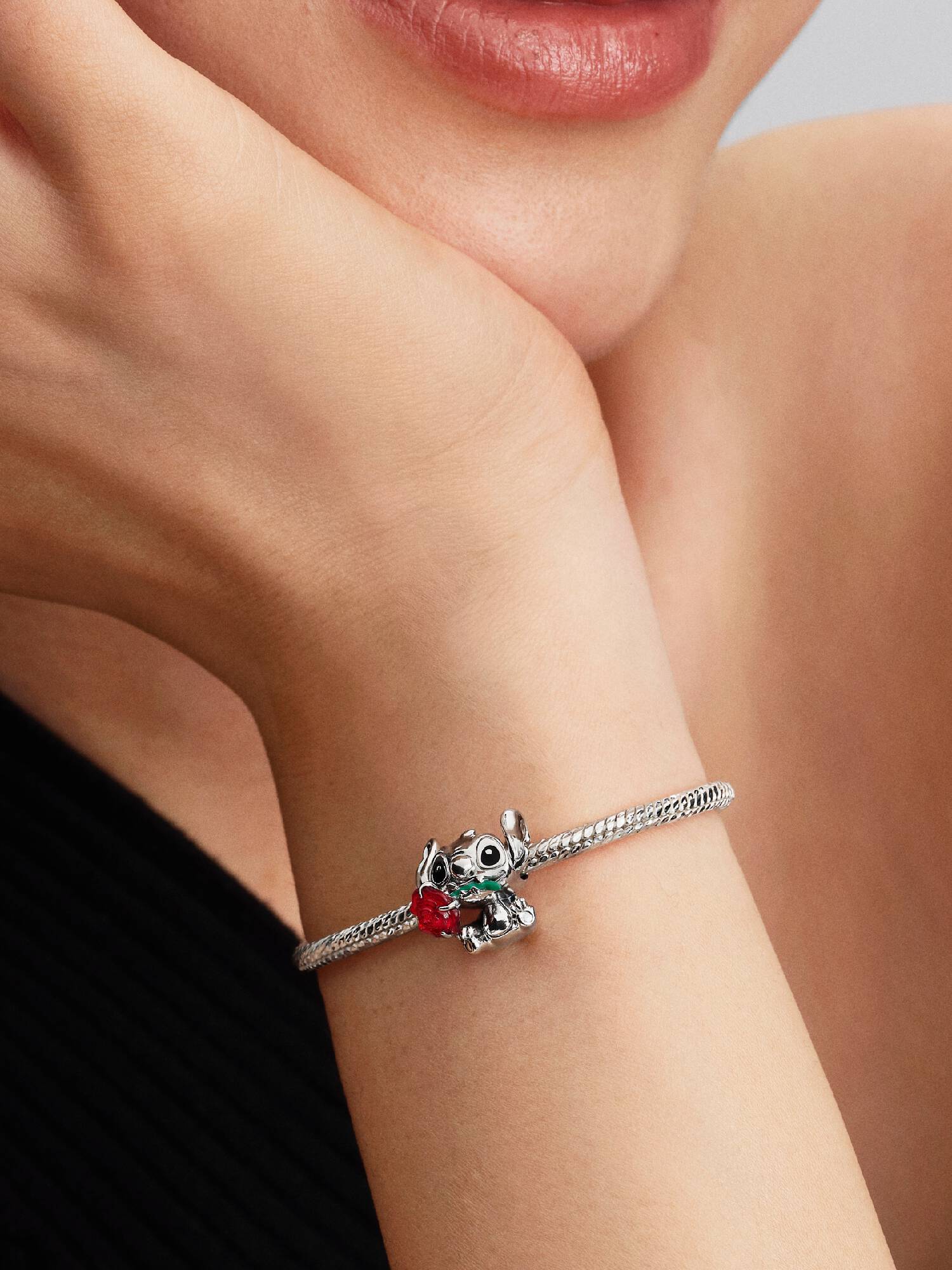 Disney Stitch Rose Murano-Glas-Charm