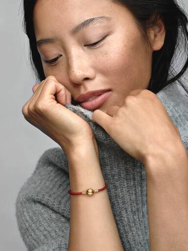 Pandora Moments rotes geflochtenes Lederarmband