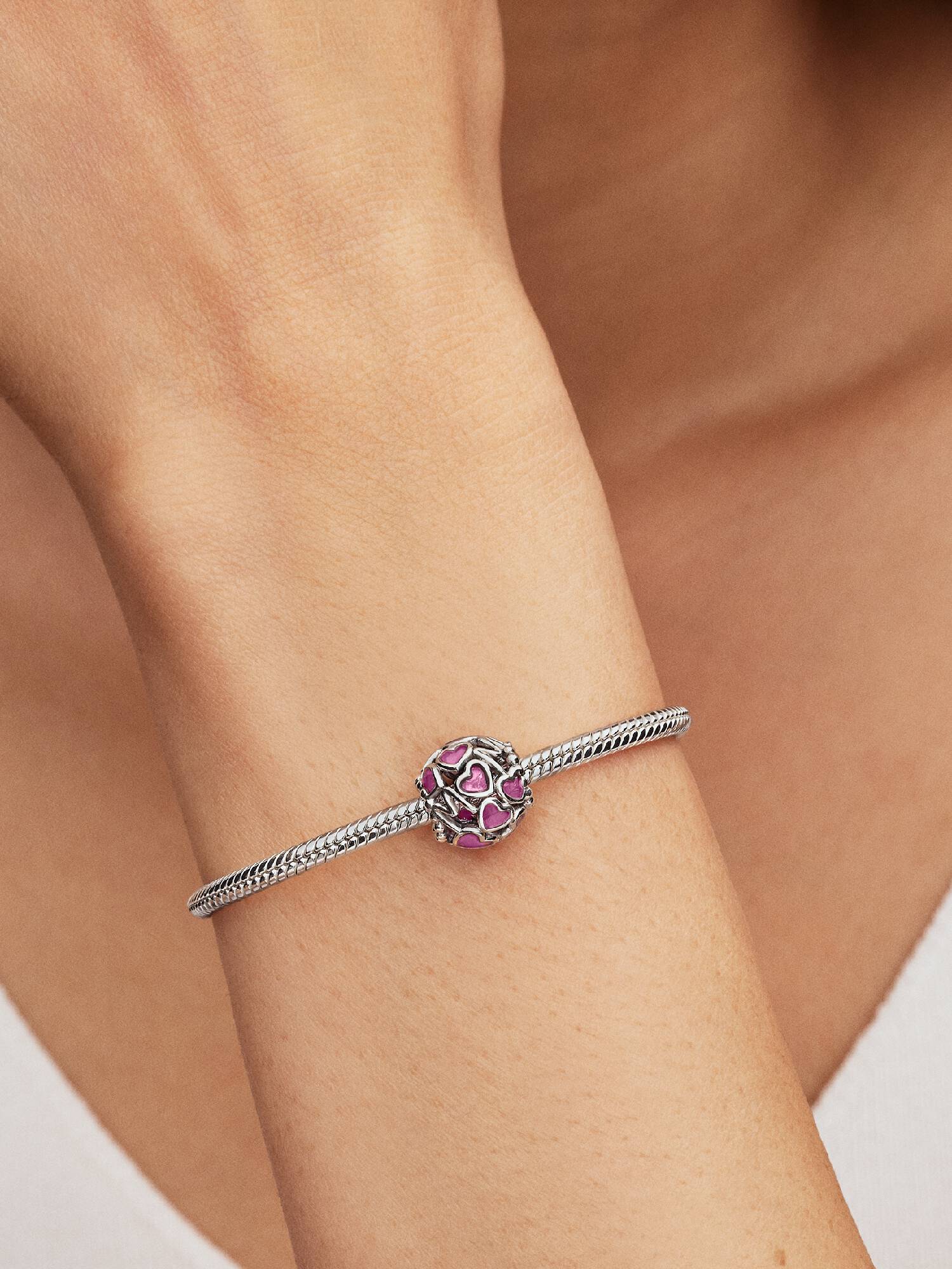 Rosa Offen gearbeitetes Herz Mom Charm 