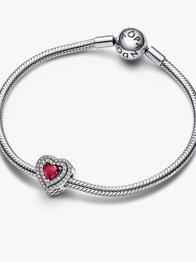 Funkelndes mehrstufiges Herz Charm